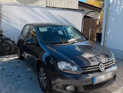 Blau Gebraucht 2009 VW Golf VI Kleinwagen | 2.400 € (Guter Preis)