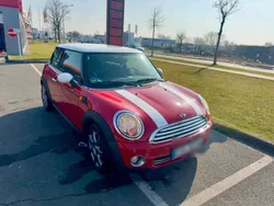 Rot Gebraucht 2006 Mini Cooper Kleinwagen | 2.550 € (Fairer Preis)