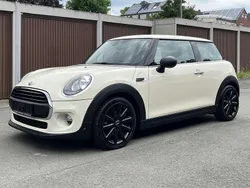 Weiß Gebraucht 2017 Mini ONE Kleinwagen | 9.900 € (Fairer Preis)