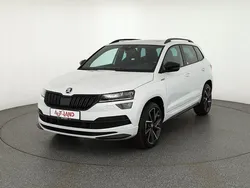 Weiß Gebraucht 2020 Skoda Karoq SportLine SUV | 29.990 € (Fairer Preis)