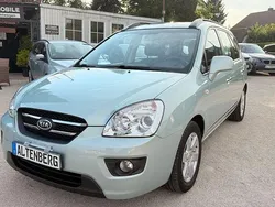 Grün Gebraucht 2009 Kia Carens Van / Kleinbus | 3.900 € (Etwas zu teuer)