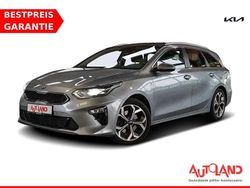 Lunarsilber metallic Gebraucht 2018 Kia Ceed Sportswagon Platinum Edition Kombi | 18.990 € (Teuer)