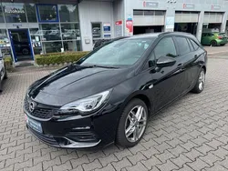 Schwarz Gebraucht 2021 Opel Astra Ultimate Kombi | 14.774 € (Etwas zu teuer)