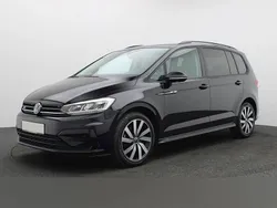 Schwarz Gebraucht 2023 VW Touran Highline Van / Kleinbus | 39.089 € (Teuer)