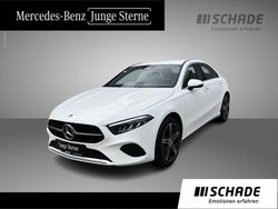 Weiß Gebraucht 2024 Mercedes A250 Progressive Limousine | 31.850 € (Fairer Preis)
