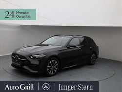 Metalliclack obsidianschwarz metallic Gebraucht 2022 Mercedes C300e AMG Kombi | 35.860 € (Fairer Preis)