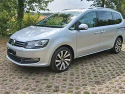 Silber Gebraucht 2019 VW Sharan Highline Van / Kleinbus | 31.300 € (Etwas zu teuer)