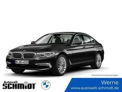 Saphirschwarz Gebraucht 2018 BMW 520 Luxury Line | 22.790 € (Fairer Preis)