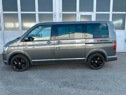 Grau Gebraucht 2016 VW T6 Van | 28.500 € (Etwas zu teuer)
