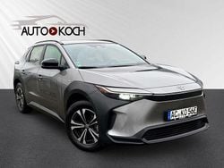 Silber Gebraucht 2025 Toyota bZ4X Comfort SUV | 31.940 € (Superpreis)