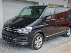 Schwarz Gebraucht 2015 VW T6 Highline Van | 27.999 €
