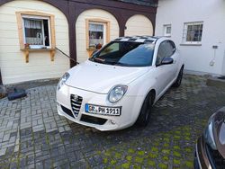 Weiß Gebraucht 2015 Alfa Romeo MiTo Turismo Kleinwagen | 21.000 €