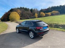 Schwarz Gebraucht 2013 Audi Q3 Sport SUV | 11.499 € (Teuer)