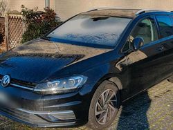 Schwarz Gebraucht 2018 VW Golf VII Sound Kombi | 12.900 € (Guter Preis)