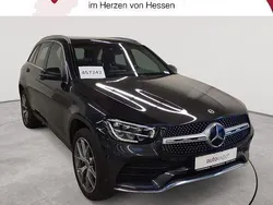 Schwarz Gebraucht 2021 Mercedes GLC300e AMG line SUV | 31.490 € (Fairer Preis)