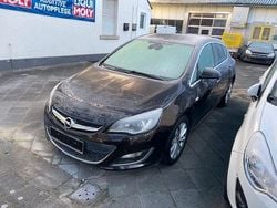 Braun Gebraucht 2012 Opel Astra Innovation Limousine | 9.490 € (Etwas zu teuer)