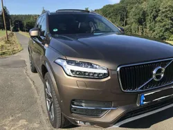 Braun Gebraucht 2016 Volvo XC90 Momentum SUV | 33.850 €