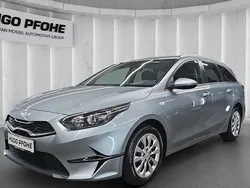 Silber Gebraucht 2023 Kia Ceed Sportswagon Vision Kombi | 19.950 € (Fairer Preis)