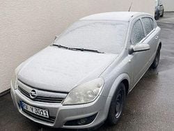 Silber Gebraucht 2008 Opel Astra Catch Me Limousine | 1.450 € (Superpreis)