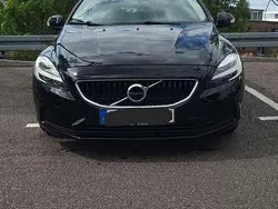 Schwarz Gebraucht 2016 Volvo V40 Kinetic Kombi | 9.300 € (Guter Preis)