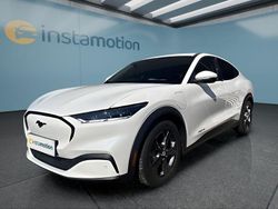 Weiß Gebraucht 2022 Ford Mustang Mach-E SUV | 28.099 € (Superpreis)