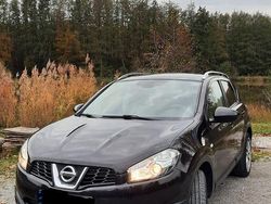 Schwarz Gebraucht 2010 Nissan Qashqai SUV | 4.444 € (Superpreis)