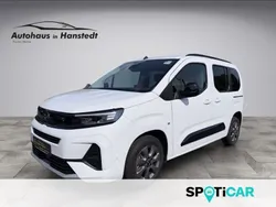 Lackierung weiss icy/typ ausse Gebraucht 2024 Opel Combo Life Van / Kleinbus | 30.790 € (Teuer)