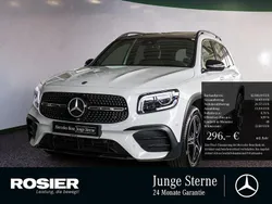 Weiss / digitalweiss (metallic) Gebraucht 2022 Mercedes GLB250 AMG SUV | 42.880 € (Fairer Preis)