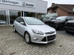 Silber Gebraucht 2013 Ford Focus Titanium Limousine | 7.890 € (Fairer Preis)