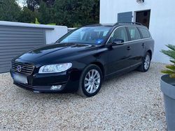 Schwarz Gebraucht 2015 Volvo V70 Summum Kombi | 16.800 €