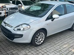 Silber Gebraucht 2010 Fiat Grande Punto Kleinwagen | 3.290 €