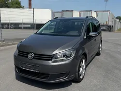 Grau Gebraucht 2011 VW Touran Comfortline Van / Kleinbus | 7.890 € (Fairer Preis)