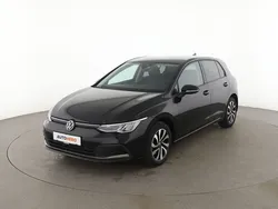 Schwarz Gebraucht 2022 VW Golf VIII Active Limousine | 24.190 € (Etwas zu teuer)