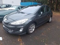 Grau Gebraucht 2008 Peugeot 308 Sport Limousine | 1.290 € (Superpreis)