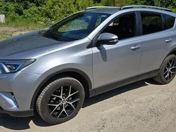 Silber Gebraucht 2018 Toyota RAV4 Style SUV | 22.990 € (Superpreis)