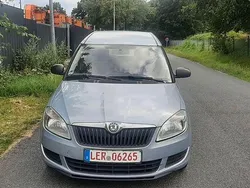 Grau Gebraucht 2012 Skoda Roomster Comfort Kombi | 2.150 € (Superpreis)