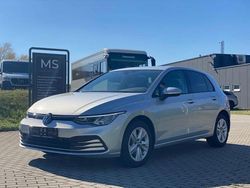 Silber Gebraucht 2023 VW Golf VIII Life Limousine | 20.460 € (Superpreis)