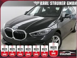 Sapphire schwarz met. Gebraucht 2023 BMW 118 Sport Line Kleinwagen | 24.480 € (Guter Preis)