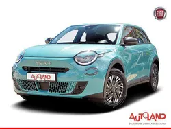 Blau Neu 2025 Fiat 600 SUV | 23.890 € (Guter Preis)