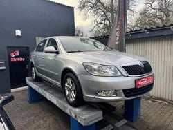 Silber Gebraucht 2010 Skoda Octavia Ambiente Limousine | 5.990 € (Guter Preis)