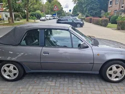 Grau Gebraucht 1989 Opel Kadett Cabrio | 14.950 €