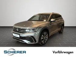 Pyritsilber metallic Gebraucht 2024 VW Tiguan Allspace R-line SUV | 38.990 € (Guter Preis)