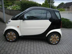 Weiß Gebraucht 2002 Smart ForTwo Coupé Coupé | 2.650 € (Fairer Preis)