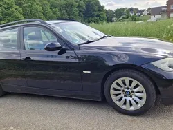 Schwarz Gebraucht 2008 BMW 318 Kombi | 3.200 €