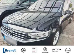 Deep black perleffekt (metallic) Gebraucht 2021 VW Passat Business Kombi | 19.990 € (Guter Preis)
