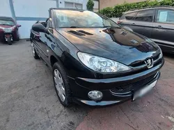 Schwarz Gebraucht 2005 Peugeot 206 CC Filou Cabrio | 2.800 €