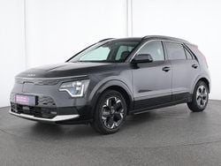 Interstellar Gebraucht 2023 Kia e-Niro Vision SUV | 25.295 € (Guter Preis)