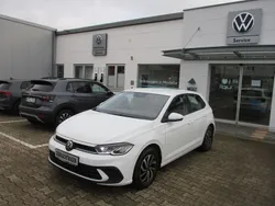 Weiß Gebraucht 2022 VW Polo Life Limousine | 16.990 € (Fairer Preis)