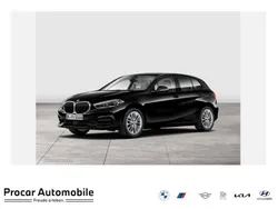 Schwarz Gebraucht 2022 BMW 118 Sport Line Kleinwagen | 21.590 € (Guter Preis)