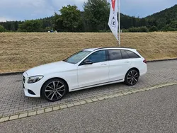 Weiß Gebraucht 2016 Mercedes C200 Kombi | 12.000 € (Guter Preis)